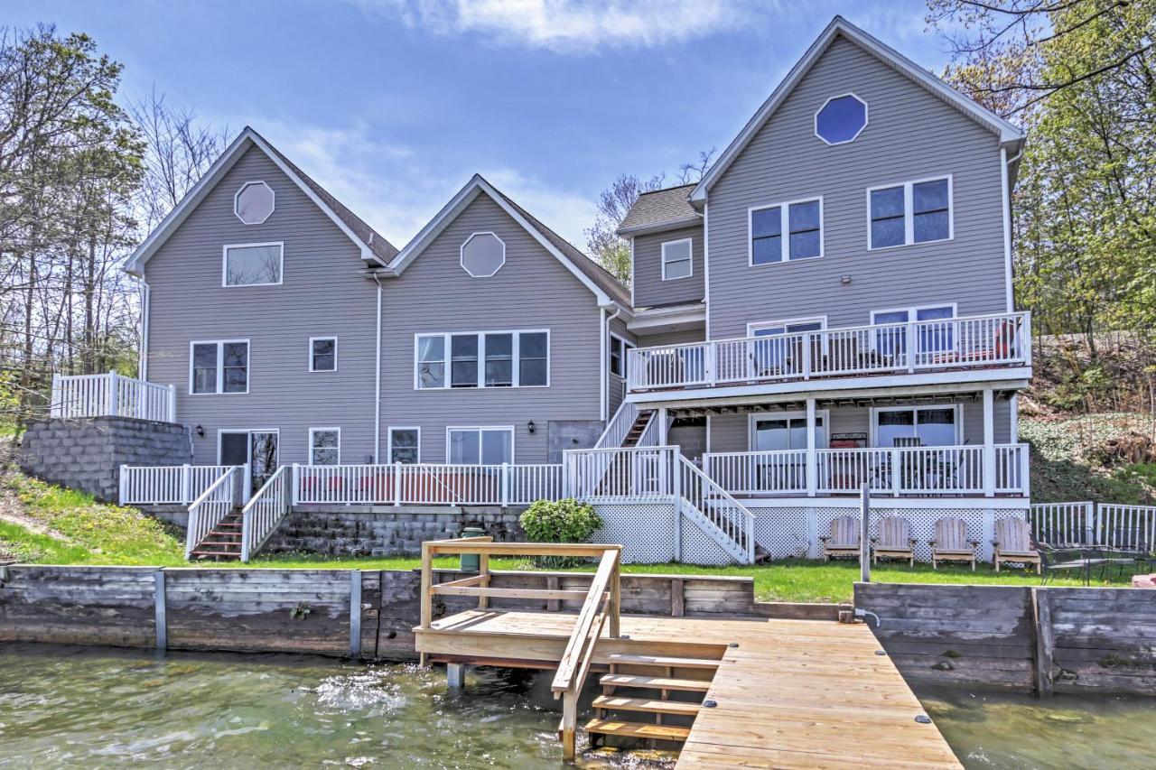 Waterfront Seneca Lake House Fire Pit And Boat Dock Geneva Esterno foto